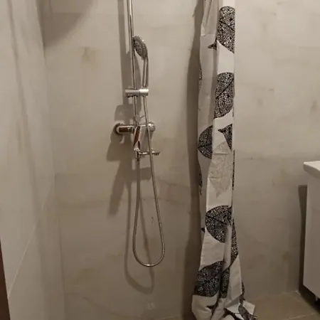 Svimi Apartman *