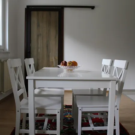 Svimi Apartman *