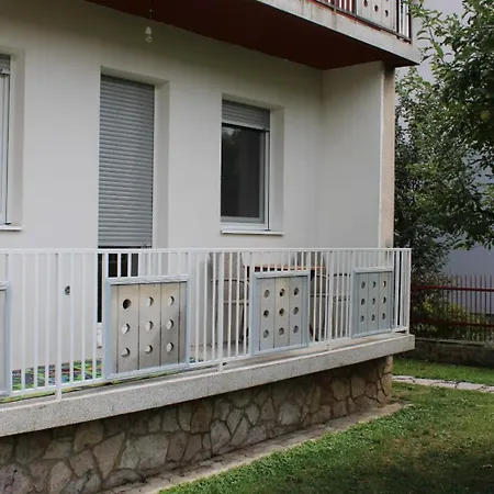 Svimi * Bihać